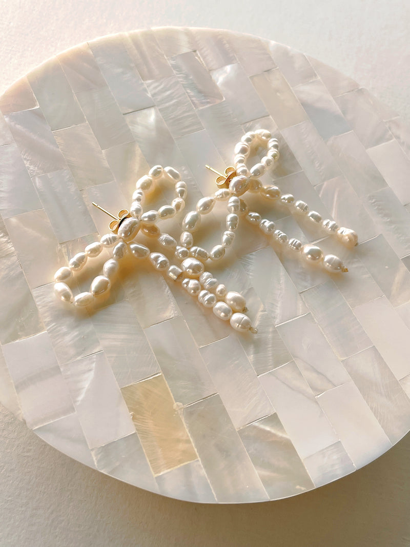 Bow Pearl Earrings
