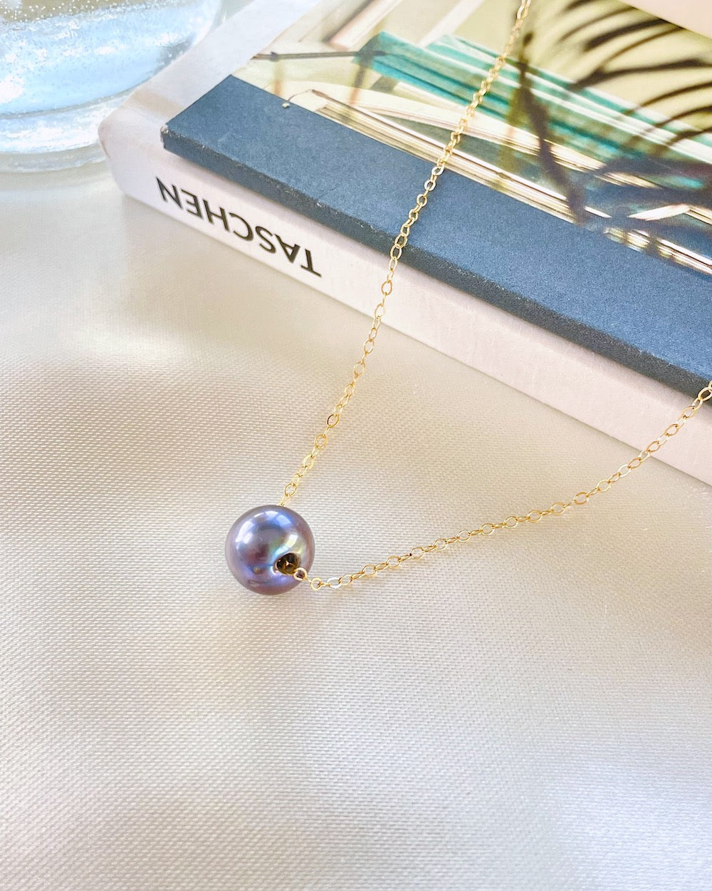 Single Pearl Necklace Blue