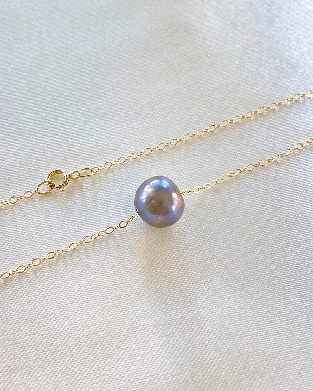 Single Pearl Necklace Blue