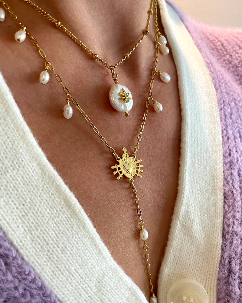 Mini Leaf Pearl Pendant Necklace