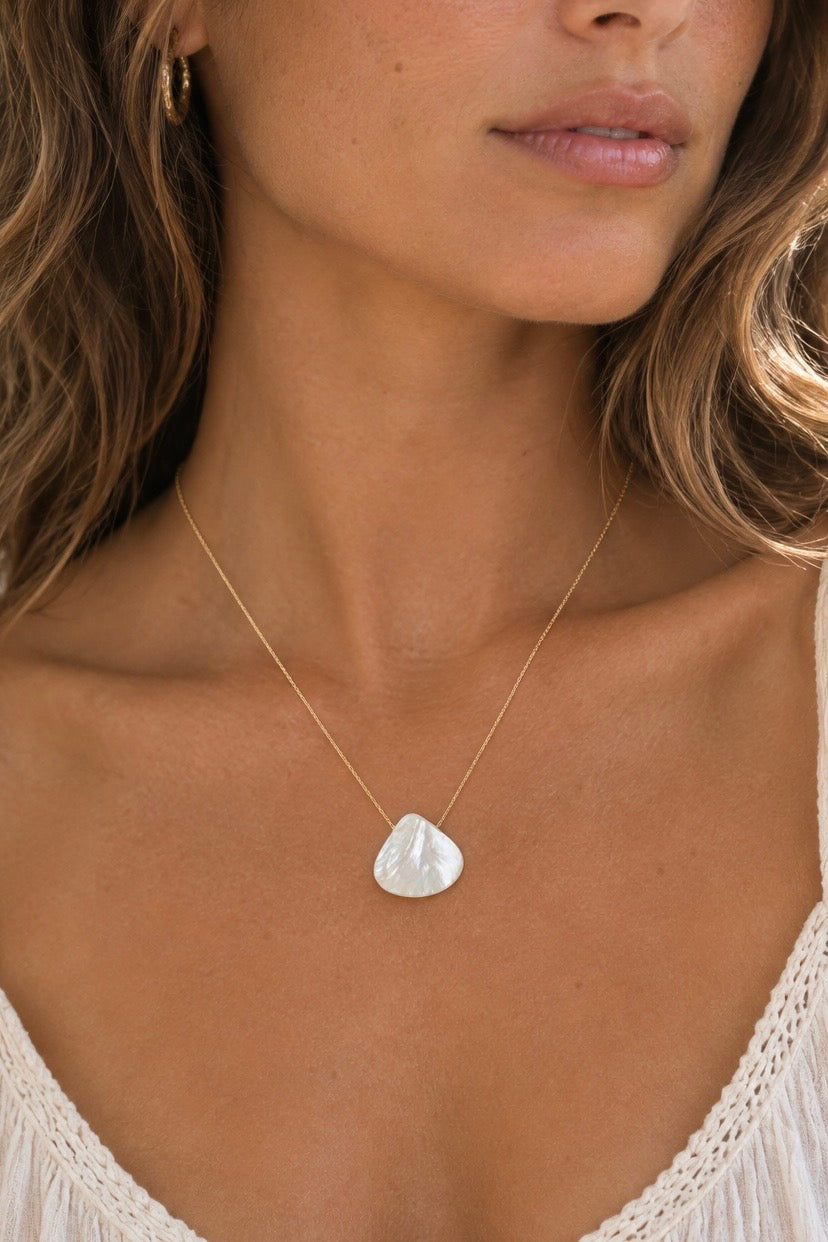 Mother of Pearl Shell Necklace