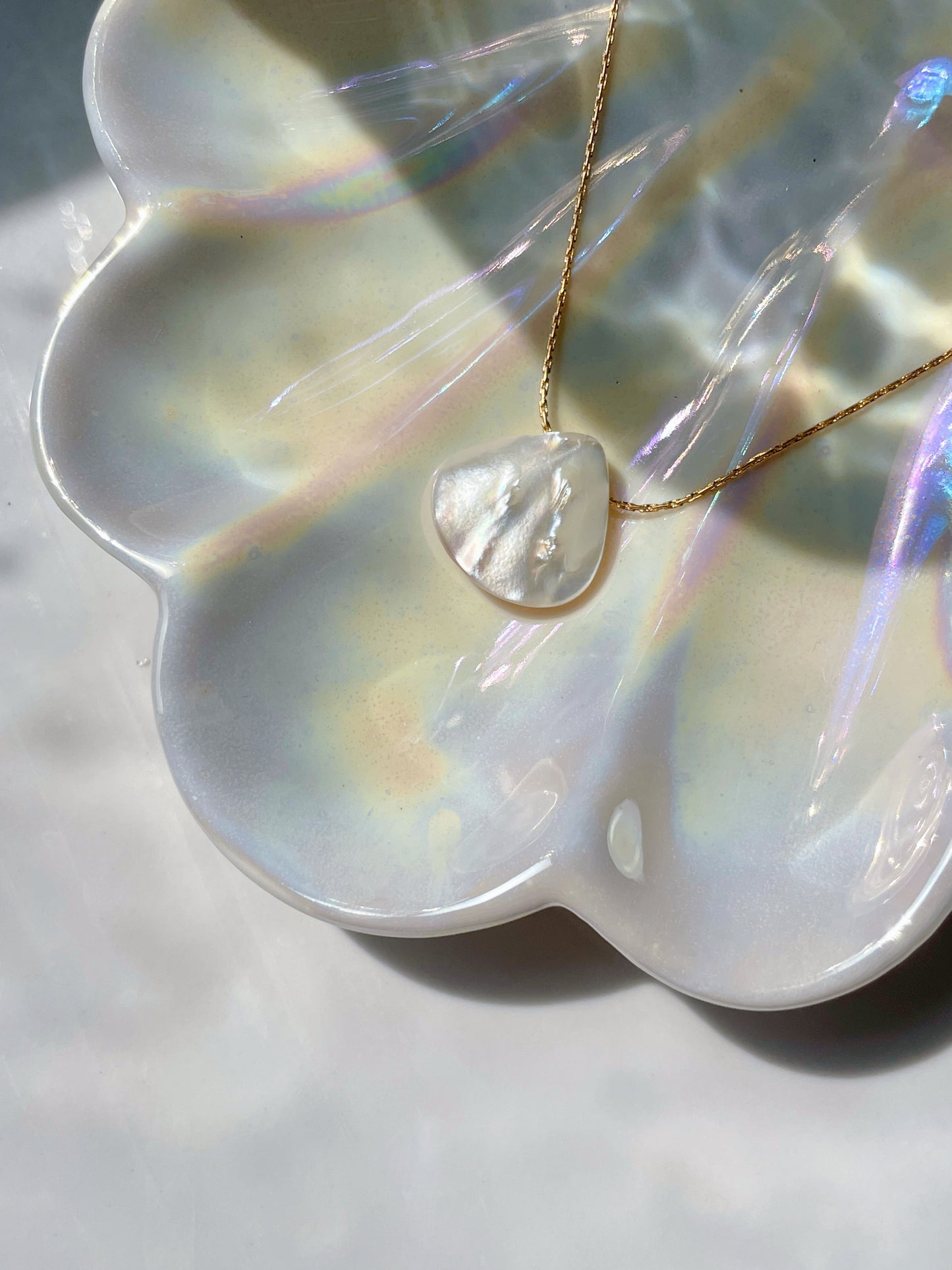 Mother of Pearl Shell Necklace