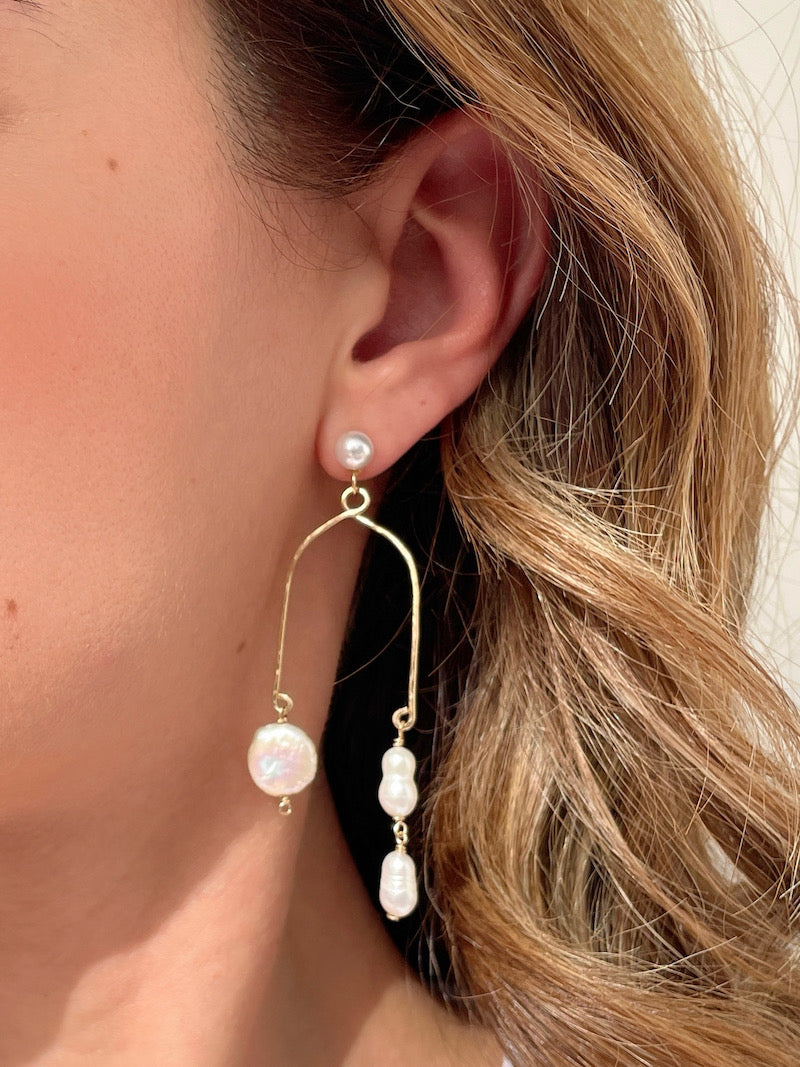 Arch Gold Pearl Earrings