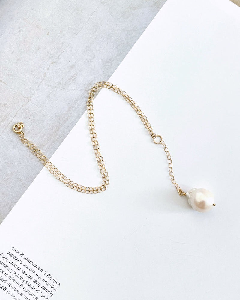 Baroque Pearl Lariat Necklace