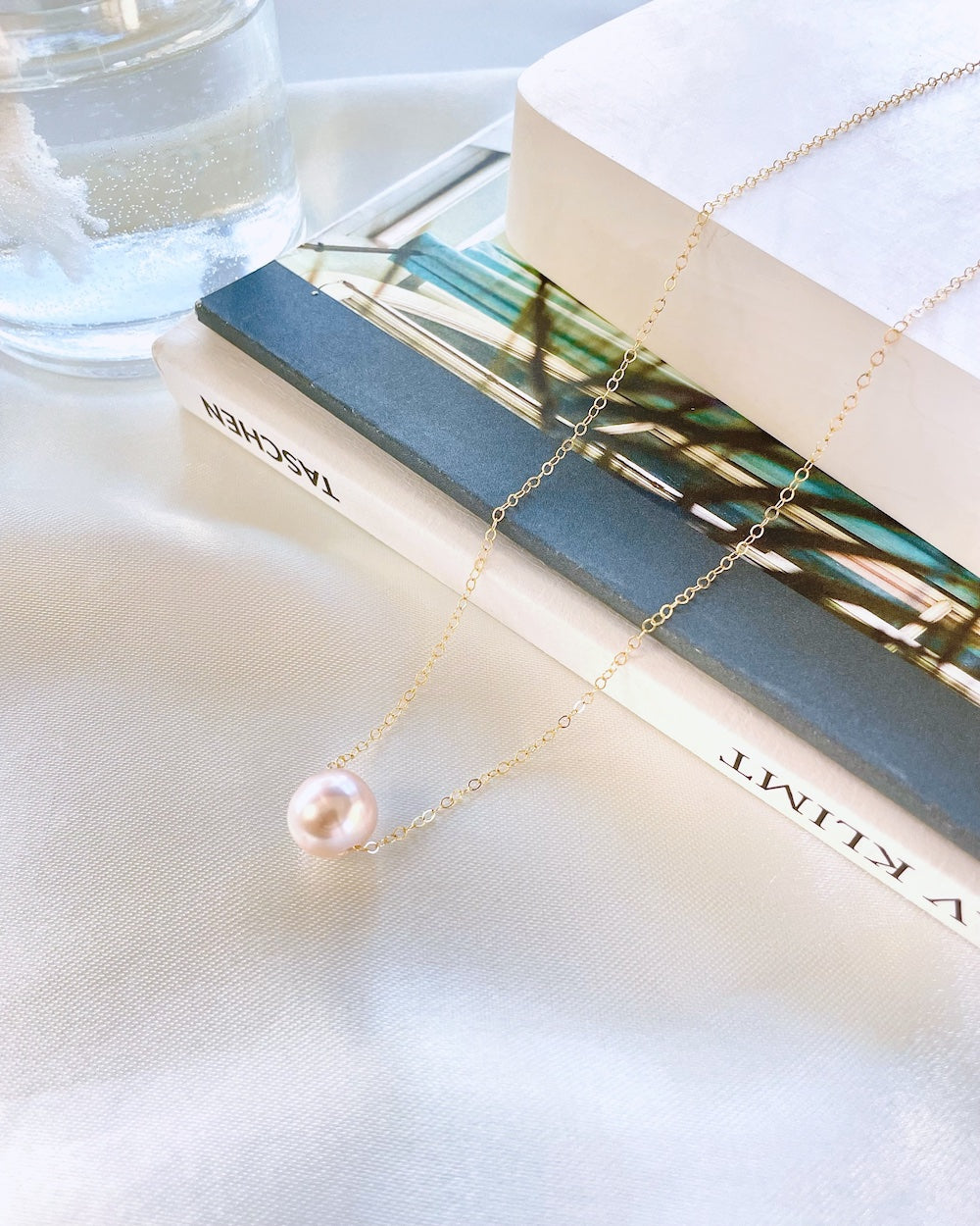 Single Pearl Necklace Pink