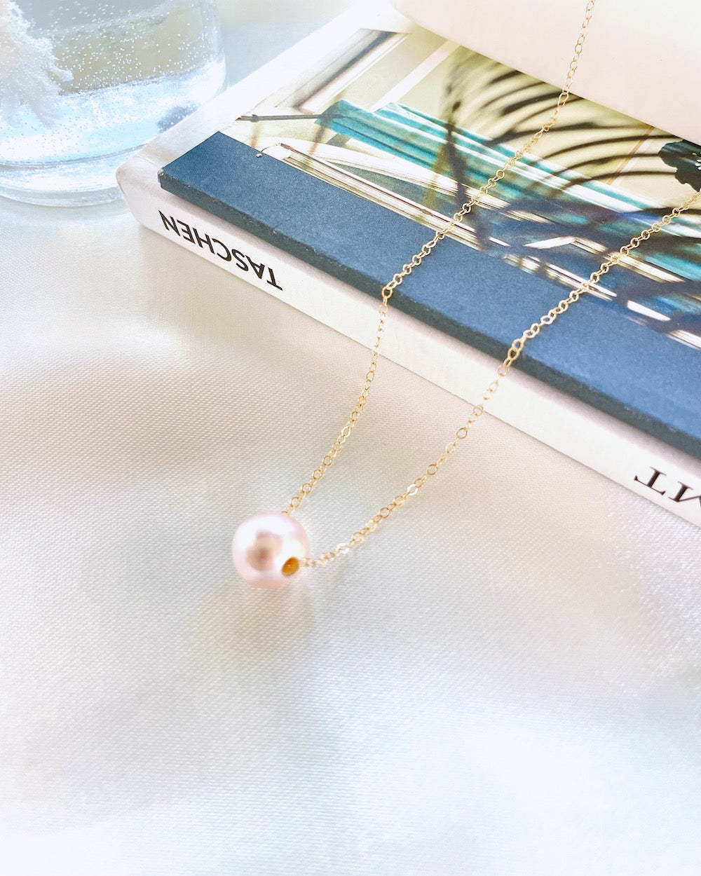 Single Pearl Necklace Pink